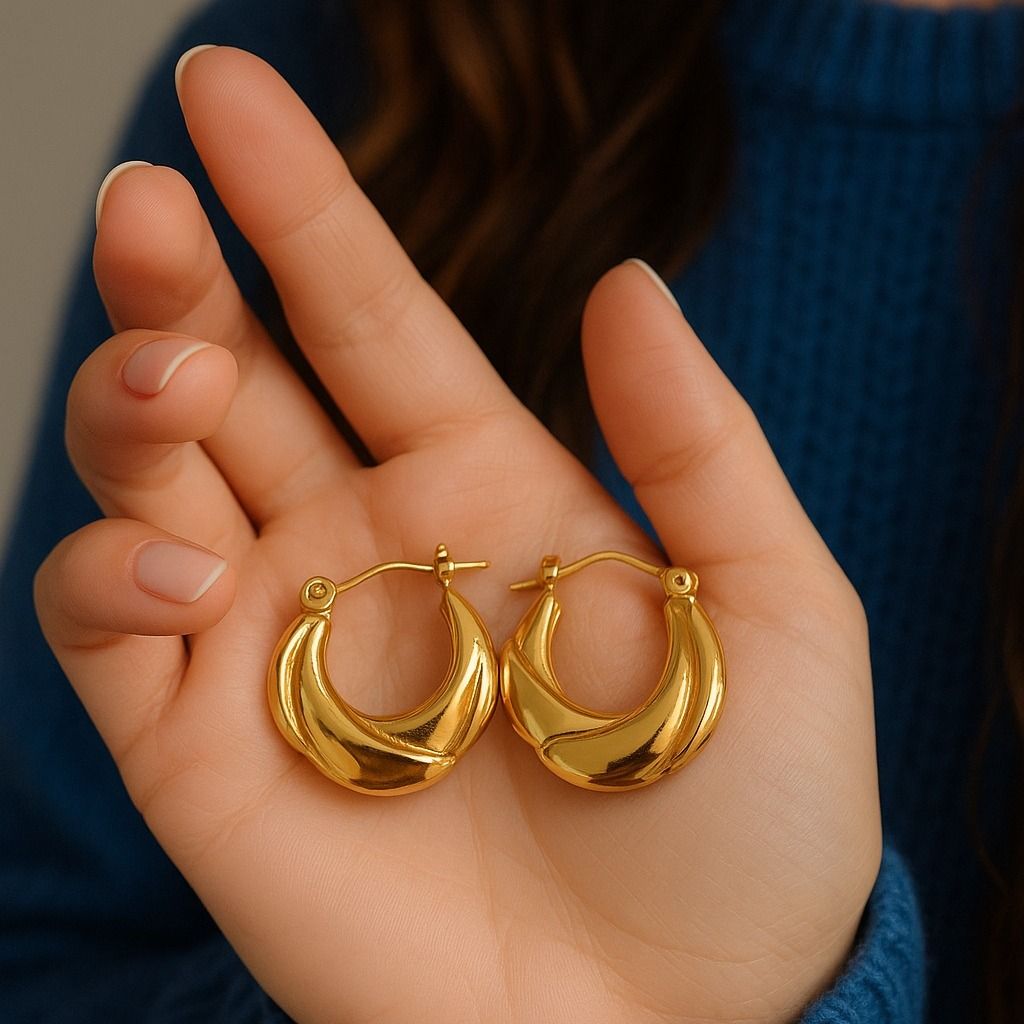 Premium Anti-Tarnish Golden Hoop Earrings – Elegant & Timeless Style - Image 2