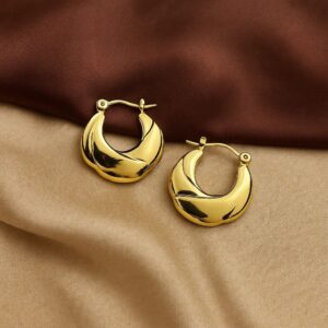 Premium Anti-Tarnish Golden Hoop Earrings – Elegant & Timeless Style