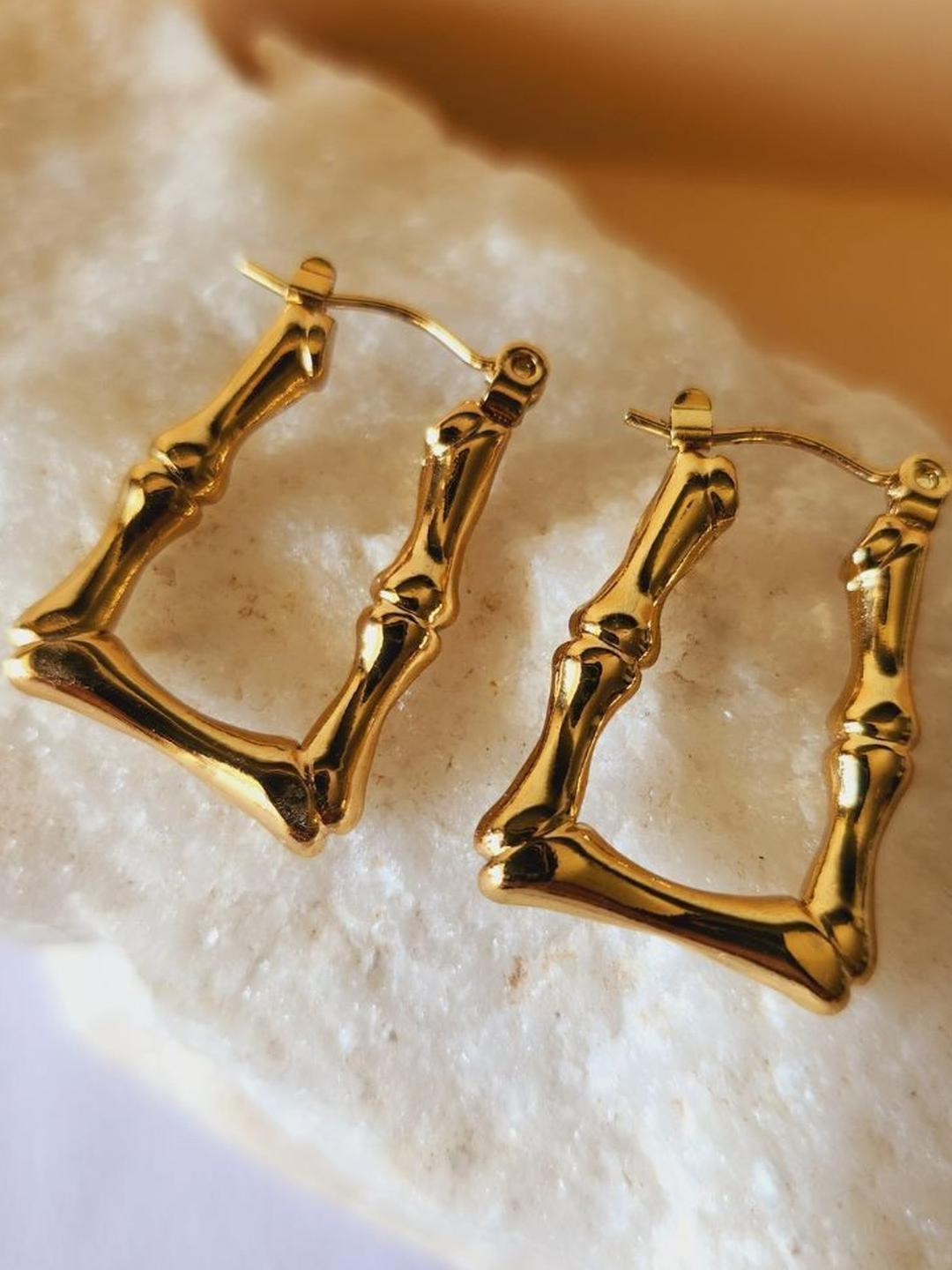 Trendy Anti-Tarnish Bamboo Style Golden Hoop Earrings – Bold & Stylish - Image 2